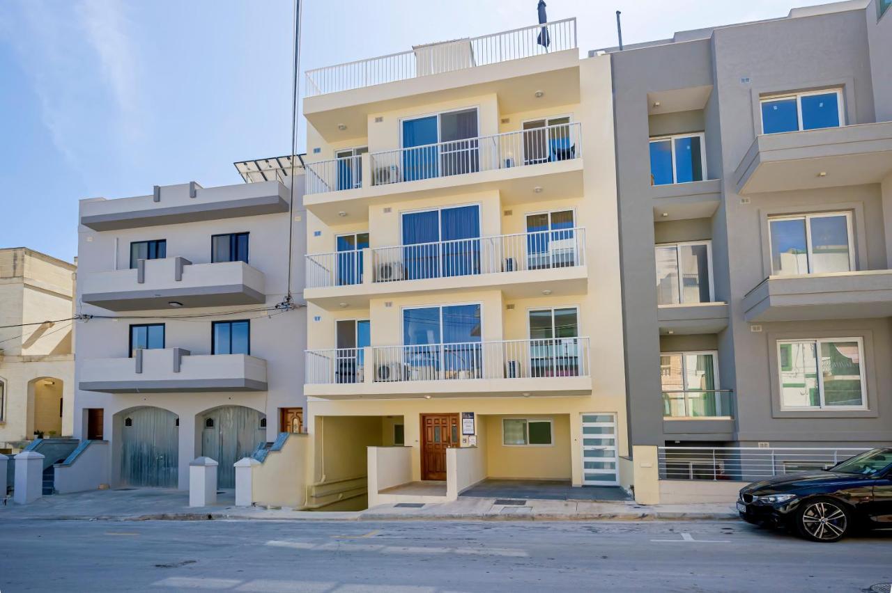 Summer Breeze Apartment With Panoramic Terrace - By Getawaysmalta Mellieħa Dış mekan fotoğraf